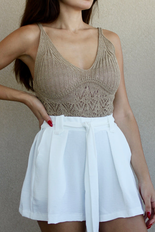 Top crochet beige foncé